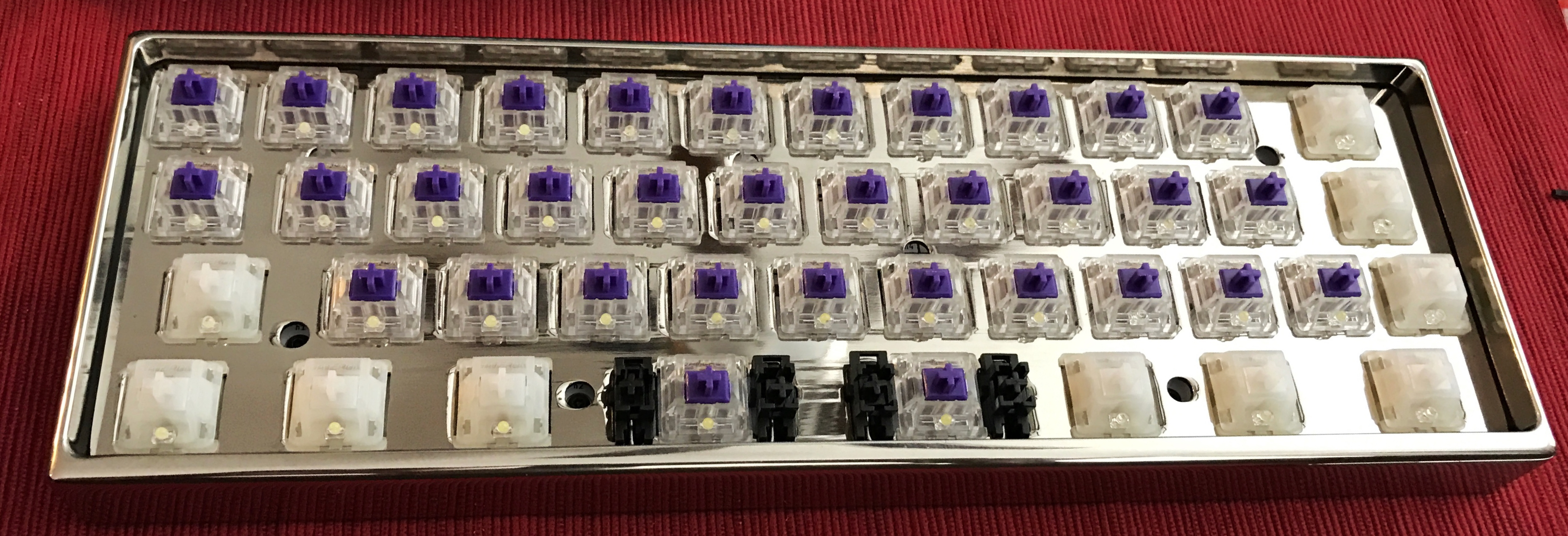 Assembled nickel MiniVan R3 without keycaps